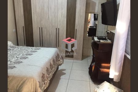 4_photo/94ce42df7d.c2ab086310b5e3d8-ATLAS-69bd60ff-4f2f-4c90-84e5-5438e3946e73.jpg de casa à venda com 5 quartos, 179m² em Santa Maria, Santo André