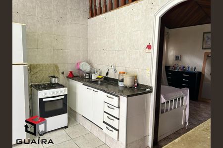 5_photo/94ce42e09b.6d966f5fb5582f4e-ATLAS-0ef4c275-69ef-4907-b785-682a965143c9.jpg de casa à venda com 3 quartos, 231m² em Vila Aquilino, Santo André