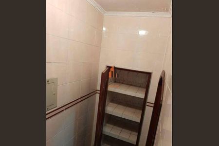 6_photo/94ce42e1f9.e98a0441d5514113-ATLAS-9b866cd3-afd5-45d8-aea7-4c108c961296.jpg de casa à venda com 4 quartos, 175m² em Vila Sacadura Cabral, Santo André