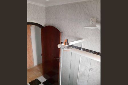 4_photo/94ce42e1f9.e98a0441d5514113-ATLAS-eadb6e19-0004-46f2-bf4d-3693e7c26e61.jpg de casa à venda com 4 quartos, 175m² em Vila Sacadura Cabral, Santo André