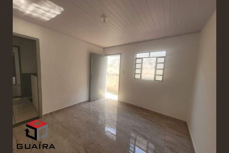 10_photo/94ce42e3b1.07fb07773285f6be-ATLAS-41eb3cc8-cce3-40ba-bf5d-83121bc180df.jpg de casa para alugar com 2 quartos, 60m² em Vila Príncipe de Gales, Santo André