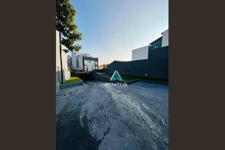 11_photo/94ce42e47f.b60f5a7682bed42c-ATLAS-50e4ae73-7cb5-4dc4-9e5e-ed9bea8a3cff.jpg de casa para alugar com 3 quartos, 185m² em Vila Príncipe de Gales, Santo André