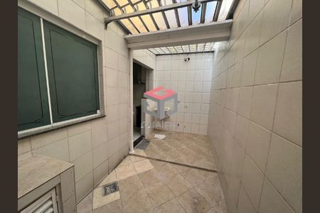 11_photo/94ce42e8d9.080d7c2b8dba2ebe-ATLAS-c332c1d8-c06d-4718-bc98-7511b0258626.jpg de casa à venda com 4 quartos, 108m² em Jardim, Santo André