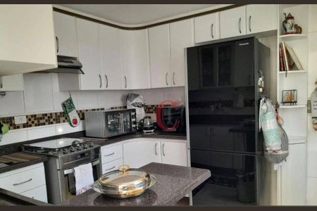 3_photo/94ce42e989.4cea1a0b3f6bbd2f-ATLAS-2d41a5d2-242d-4f76-bec7-71c0a2178235.jpg de casa à venda com 3 quartos, 190m² em Vila Alpina, Santo André