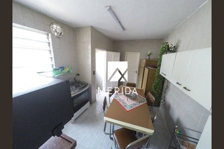 11_photo/94ce42eac3.2a671bf2c9487d26-ATLAS-3bbe2232-f0ed-45d7-984d-41dfad2444dc.jpg de casa para alugar com 2 quartos, 400m² em Jardim, Santo André