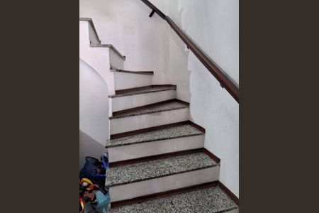 5_photo/94ce42eb8d.6fe88814f58c8792-ATLAS-c48ff798-bd2e-44ae-b90c-b0bde7b60256.jpg de casa à venda com 2 quartos, 84m² em Vila Alpina, Santo André