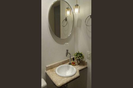 4_photo/94ce42f123.f0d246bad4da1cd5-ATLAS-0de250de-ad93-4eae-9418-2199594cc0fb.jpg de casa de condomínio à venda com 3 quartos, 207m² em Vila Alice, Santo André