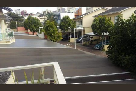 32_photo/94ce42f123.f0d246bad4da1cd5-ATLAS-d9a8560d-46d6-4d57-9736-3e4c5db0d26e.jpg de casa de condomínio à venda com 3 quartos, 207m² em Vila Alice, Santo André