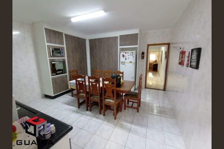 8_photo/94ce42fb8f.7a802cfb1ffc346d-ATLAS-211006a7-db4c-4f18-b559-a427cf357803.jpg de casa à venda com 4 quartos, 281m² em Vila Valparaíso, Santo André