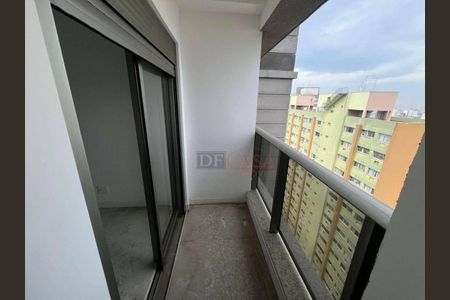 6_photo/94ce431e57.bd716d8bb6cc5afd-ATLAS-26fb6e57-a449-4685-8f47-faab3e8a66c1.jpg de apartamento à venda com 2 quartos, 51m² em Vila Sacadura Cabral, Santo André