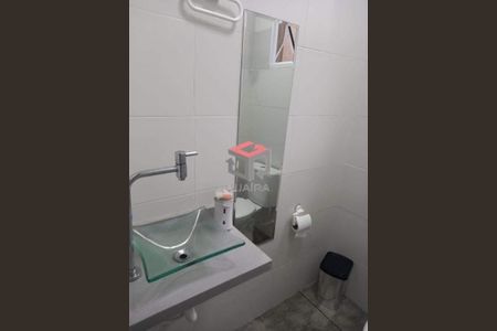 9_photo/94ce4321c3.4cea1a0b3f6bbd2f-ATLAS-cfec51aa-1ffa-4c85-8d46-67628dcc5ea5.jpg de casa à venda com 2 quartos, 200m² em Vila Sacadura Cabral, Santo André