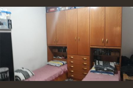 4_photo/94ce4321df.123a33632886331f-ATLAS-a7e5cd3c-681b-49b1-8401-89aec2f75a91.jpg de casa à venda com 4 quartos, 200m² em Vila Sacadura Cabral, Santo André