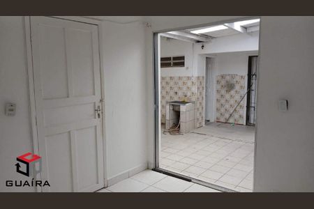 8_photo/94ce4323c7.a64aef6598c47c00-ATLAS-3cdb3ce4-50a7-42b0-bd60-e6b3d221bce8.jpg de casa para alugar com 3 quartos, 152m² em Vila Palmares, Santo André
