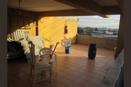 6_photo/94ce4325d5.ae6c0d4ae2e822c2-ATLAS-58a48290-c8a2-44a5-8876-a50ee0f3433e.jpg de casa à venda com 6 quartos, 275m² em Vila Palmares, Santo André