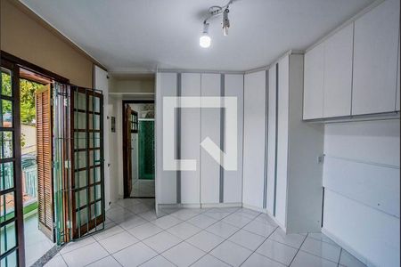 20_photo/94ce4328a5.251dd183adc1fcaa-ATLAS-cd4ce96c-ace1-4ebb-8317-47438c77a155.jpg de casa à venda com 4 quartos, 300m² em Boa Vista, Santo André