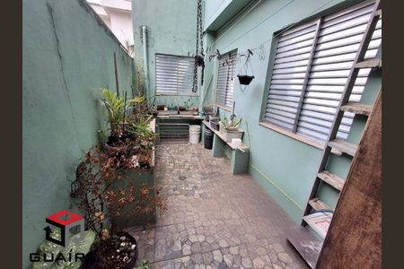 3_photo/94ce4328a5.6618d879b31b9a75-ATLAS-47ad6bef-c585-454e-8fb3-ef7d7a34e314.jpg de casa à venda com 5 quartos, 210m² em Vila Palmares, Santo André