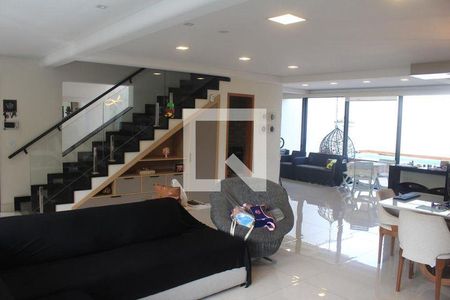 3_photo/94ce432e2d.88dcffa138285222-ATLAS-193a4d66-eb7b-47fa-9e8e-cdcb751e7553.jpg de casa à venda com 3 quartos, 389m² em Nova Gerti, São Caetano do Sul