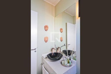 2_photo/94ce432eff.8a734c1c2a3b006e-ATLAS-156c24cc-e6c1-45ae-90e1-1d7f23465953.jpg de casa à venda com 4 quartos, 450m² em Nova Gerti, São Caetano do Sul