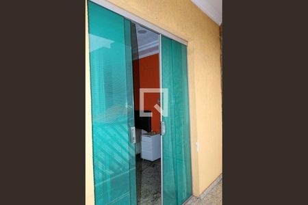 34_photo/94ce433047.c804f14b029171f4-ATLAS-66a75f77-6eee-429b-b677-d4e265bb4277.jpg de casa à venda com 3 quartos, 446m² em Nova Gerti, São Caetano do Sul