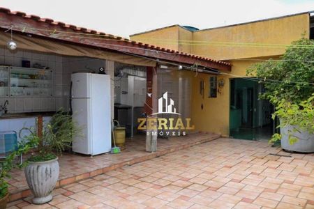 27_photo/94ce4331b5.79518a11401aeb31-ATLAS-9f0df16b-3ecb-46ad-850f-efe70817a9fb.jpg de casa para alugar com 3 quartos, 446m² em Nova Gerti, São Caetano do Sul