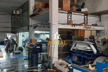 35_photo/94ce4331b5.79518a11401aeb31-ATLAS-b8a440cc-a3fd-4463-9cf5-097fb5b3049f.jpg de casa para alugar com 3 quartos, 446m² em Nova Gerti, São Caetano do Sul