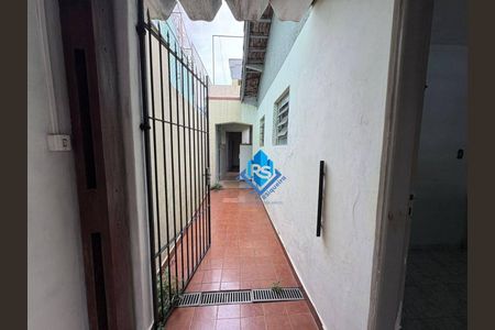 12_photo/94ce4334f5.e3a954dfb45dd8a0-ATLAS-34cb6709-b4fa-47cf-86a0-c66219c0edb4.jpg de casa à venda com 2 quartos, 122m² em Nova Gerti, São Caetano do Sul