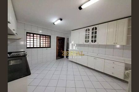 2_photo/94ce433677.0abb473e952761da-ATLAS-7afd10c0-31a0-47e3-aaaf-5e4d9a7caa5a.jpg de casa para alugar com 3 quartos, 186m² em Mauá, São Caetano do Sul