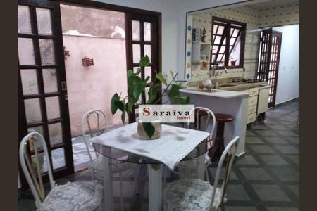 19_photo/94ce433bb5.61df383ebc62b81a-ATLAS-13496cc7-b2f8-4b5d-b957-8122057b81f3.jpg de casa à venda com 4 quartos, 172m² em Vila Camargo, São Bernardo do Campo