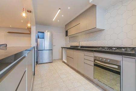 4_photo/94ce434b35.c307710e9dc2032a-ATLAS-0b448c5c-5749-4e9c-b2b2-6d8863da192d.jpg de apartamento à venda com 2 quartos, 122m² em Jardim Sao Caetano, São Caetano do Sul