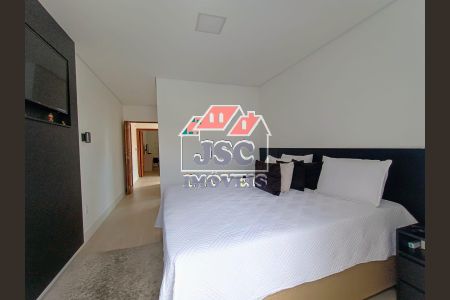 7_photo/94ce434bb3.e100dba37721dde7-ATLAS-14e0e7d6-0471-4d0e-8af2-3aa208a02892.jpg de casa à venda com 2 quartos, 180m² em Jardim Sao Caetano, São Caetano do Sul