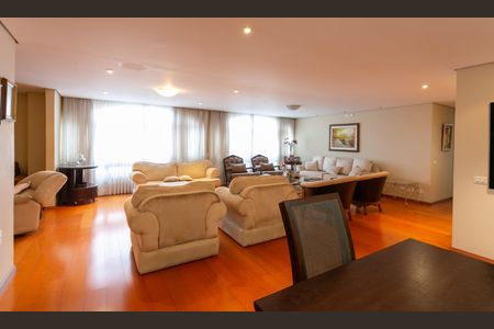 6_photo/94ce518f39.507a38b60af2f892-ATLAS-09e71f5d-fb82-4fd1-94c2-0f7dbfaec318.jpg de apartamento para alugar com 6 quartos, 360m² em Jardim das Flores, São Paulo