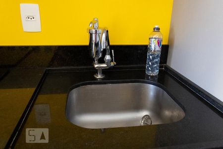 13_photo/94ce5315f7.b246e8afcbc7522c-ATLAS-177716c1-5d29-42eb-bbe2-b6b05b9cc313.jpg de kitnet/studio à venda com 1 quarto, 25m² em Jardim Dom Jose, Embu das Artes