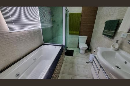 6_photo/94ce53435b.26f8c1263d62ed1f-ATLAS-514a18b0-d8df-4f0e-bff3-6b8f4f2a207f.jpg de casa à venda com 3 quartos, 370m² em Chácaras São Marcos, Embu das Artes