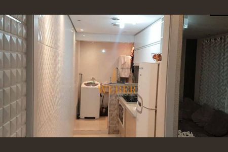 2_photo/94ce53562f.908ce7225d6a01fb-ATLAS-8a4ece7b-343e-4576-a93a-8a66f90ea505.jpg de apartamento à venda com 2 quartos, 48m² em Parque Pirajussara, Embu das Artes