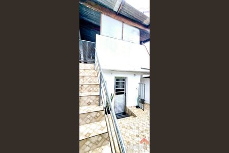 7_photo/94ce536005.e1d2c46bde3eb79c-ATLAS-864fd986-ec97-436d-bf0d-9ddf2b7f2af7.jpg de casa à venda com 2 quartos, 172m² em Jardim Estela, Embu das Artes