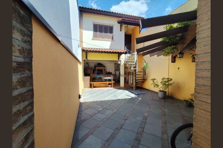 10_photo/94ce53736b.d00588b39bb74d6d-ATLAS-4fe8295c-748f-4e89-a7d8-3dd9f1af6ef5.jpg de casa à venda com 3 quartos, 225m² em Jardim das Rosas (Zona Oeste), São Paulo