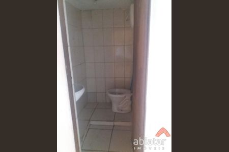 4_photo/94ce537c19.e78a3bff2ad56a74-ATLAS-6a5dcd42-dec7-4dc7-8f19-413765ec292c.jpg de casa à venda com 2 quartos, 90m² em Jardim Leme, Taboão da Serra