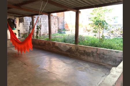 4_photo/94ce537dc3.04f4efb4ec0e2ec3-ATLAS-7831356f-bec1-4373-be75-08b96d1129dc.jpg de casa à venda com 2 quartos, 107m² em Jardim Suina, Taboão da Serra