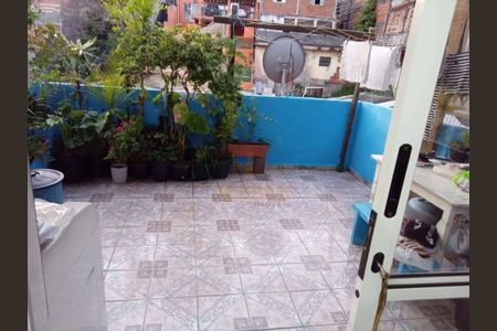 7_photo/94ce537dd9.8cbbc6e43ead3576-ATLAS-e05ad1fd-afd4-4857-908a-8d3acecf60ea.jpg de casa à venda com 3 quartos, 188m² em Jardim Silvio Sampaio, Taboão da Serra