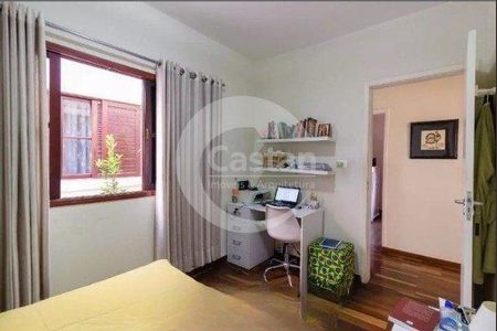 24_photo/94ce537ee1.04c16ff0d284adb7-ATLAS-b8ee01a0-88ff-4d58-b2e6-e1d2b6cfdfe9.jpg de casa à venda com 3 quartos, 250m² em Pirajussara, Taboão da Serra