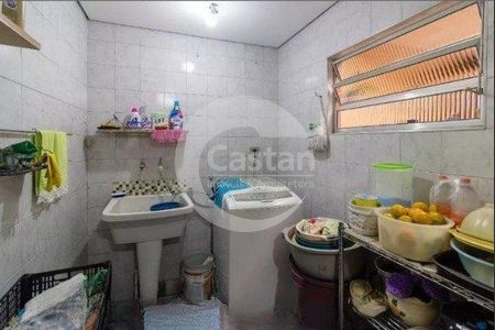 37_photo/94ce537ee1.04c16ff0d284adb7-ATLAS-c9166bd3-6ae9-4e0e-99e2-f280c43a9cc3.jpg de casa à venda com 3 quartos, 250m² em Pirajussara, Taboão da Serra