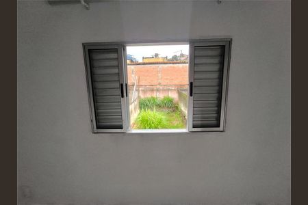 7_photo/94ce538091.8112f57c7da29d24-ATLAS-5809f80c-2f9e-4cb1-a1a2-4210da8e3aa7.jpg de casa para alugar com 2 quartos, 70m² em Campo Limpo, São Paulo