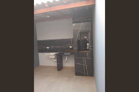 2_photo/94ce5387d9.96e81d73ac213d8c-ATLAS-2eed7efd-db46-4a1b-aac6-0fe7c40b695a.jpg de casa à venda com 3 quartos, 102m² em Campo Limpo, São Paulo