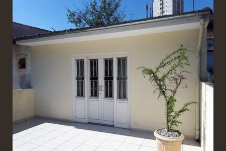 2_photo/94ce53d989.cb8395d2576193cd-ATLAS-e1c4f56a-7631-4acb-b54e-211fbd71ddcb.jpg de casa à venda com 3 quartos, 240m² em Jardim Iracema, São Paulo