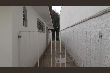 2_photo/94ce540d23.d505c9d9834fda44-ATLAS-2131cd0a-e079-4670-82f3-294737e7722b.jpg de casa à venda com 3 quartos, 125m² em Jardim Campo Limpo, São Paulo