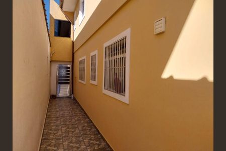 5_photo/94ce540d37.3d9b5b6be2e7aa18-ATLAS-3d6c2fb1-ebcc-4565-8381-92fbaff9a09a.jpg de casa à venda com 4 quartos, 145m² em Jardim Campo Limpo, São Paulo