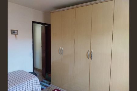 6_photo/94ce540d37.3d9b5b6be2e7aa18-ATLAS-4892fcc3-c9db-48c8-abef-65b5fee517c9.jpg de casa à venda com 4 quartos, 145m² em Jardim Campo Limpo, São Paulo