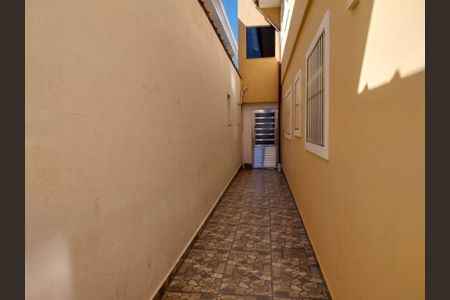 10_photo/94ce540d37.3d9b5b6be2e7aa18-ATLAS-59286ca1-7532-483c-806b-ad196fa8ddd7.jpg de casa à venda com 4 quartos, 145m² em Jardim Campo Limpo, São Paulo