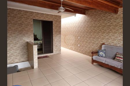 10_photo/94ce540d37.dd72da75736ca14e-ATLAS-37a94533-befa-4e7c-9262-89dc215c659e.jpg de casa à venda com 3 quartos, 180m² em Jardim Campo Limpo, São Paulo