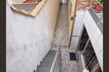 11_photo/94ce540d37.dd72da75736ca14e-ATLAS-44b4a910-31fe-4c03-ac32-e5f92d55f972.jpg de casa à venda com 3 quartos, 180m² em Jardim Campo Limpo, São Paulo